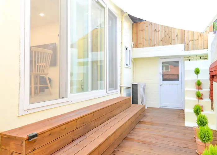 Mineheal Stay- Private Entire House In - Near Ehwa, Sinchon, Hongdae Station * Seoul