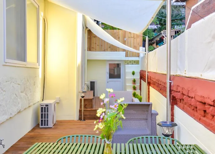 Mineheal Stay- Private Entire House In - Near Ehwa, Sinchon, Hongdae Station