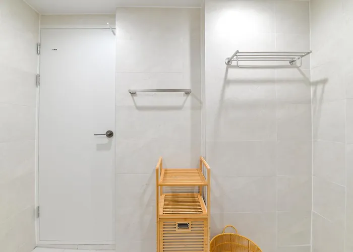 Villa Mineheal Stay- Private Entire House In - Near Ehwa, Sinchon, Hongdae Station Seoul